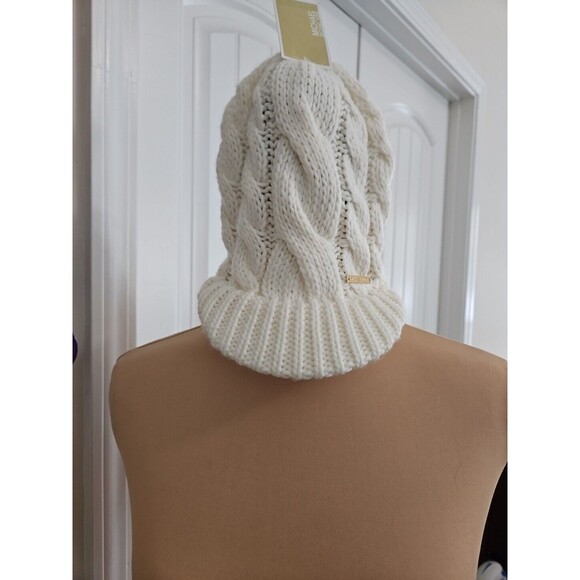 NWT MICHAEL KORS Cable Knit Cream Newsboy Beanie Cap Warm Hat 100% Acrylic Logo - Picture 6 of 6